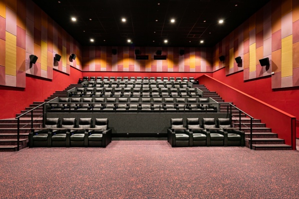 Vip cinema recliner with great comfort and luxury - Leadcom